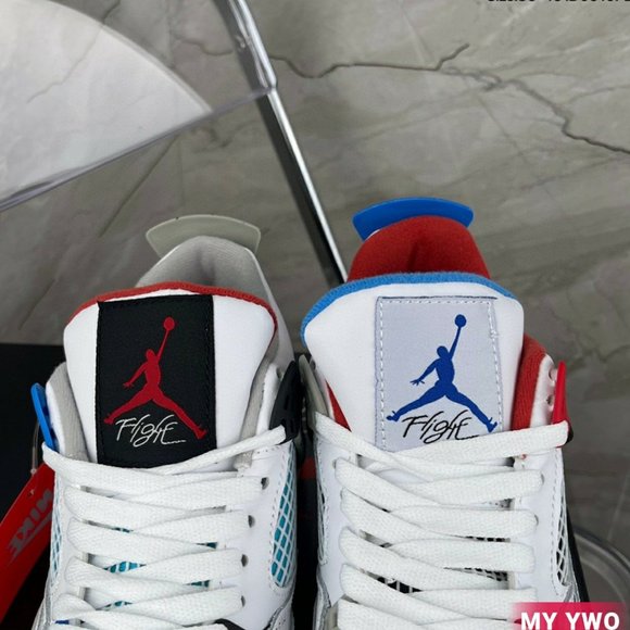 Nike Air Jordan 4